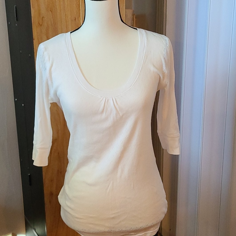 White top - Picture 5 of 5